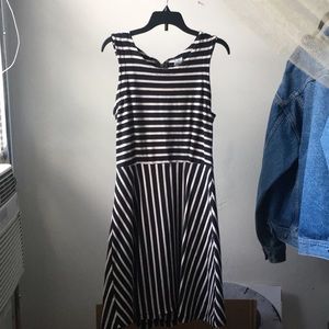 Old Navy Black and White striped dress